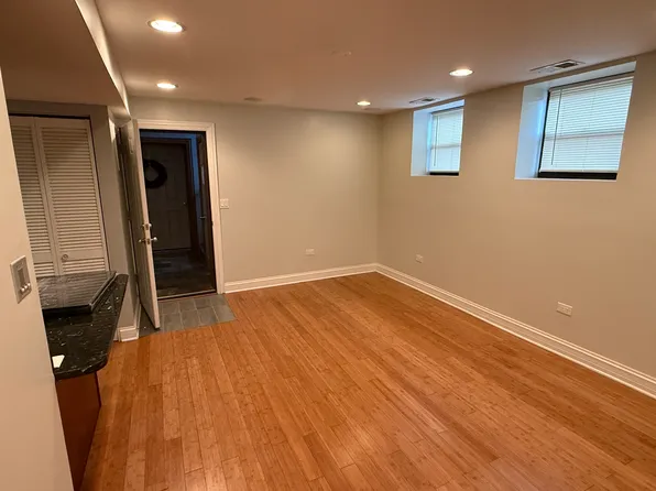 1702 W Summerdale Ave #G, Chicago, IL 60640