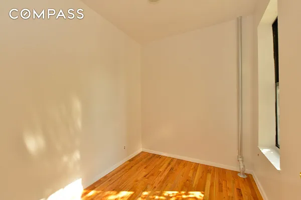 Rented by Compass | media 13