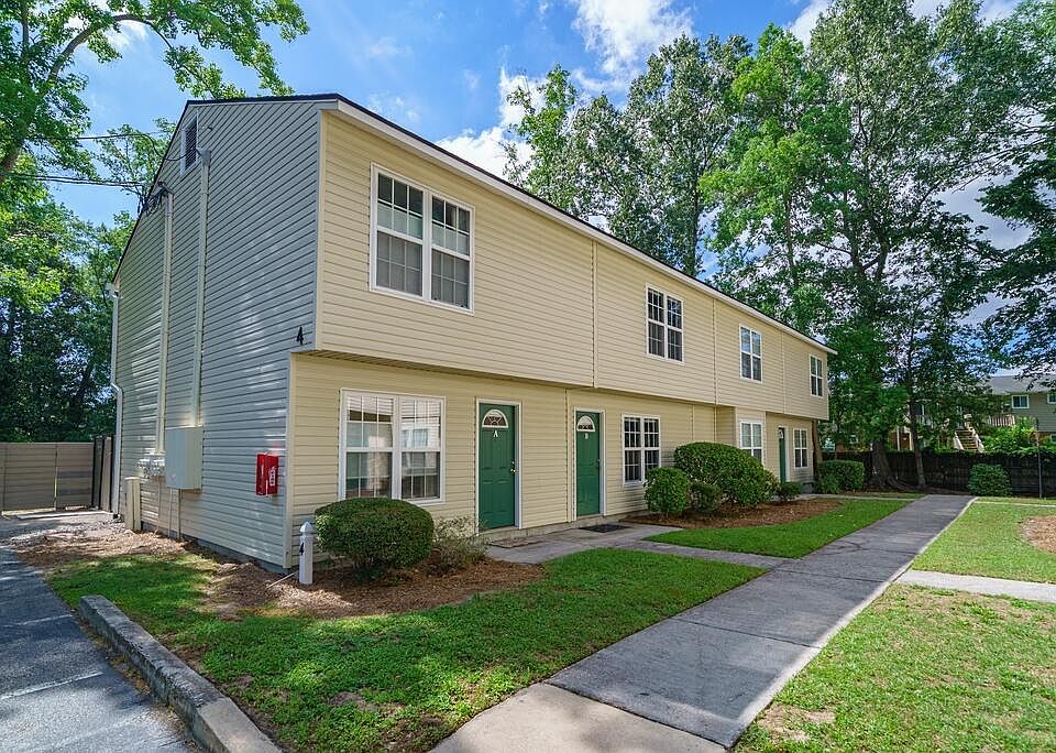 1st image of 1423 Ashley River Rd APT 4B