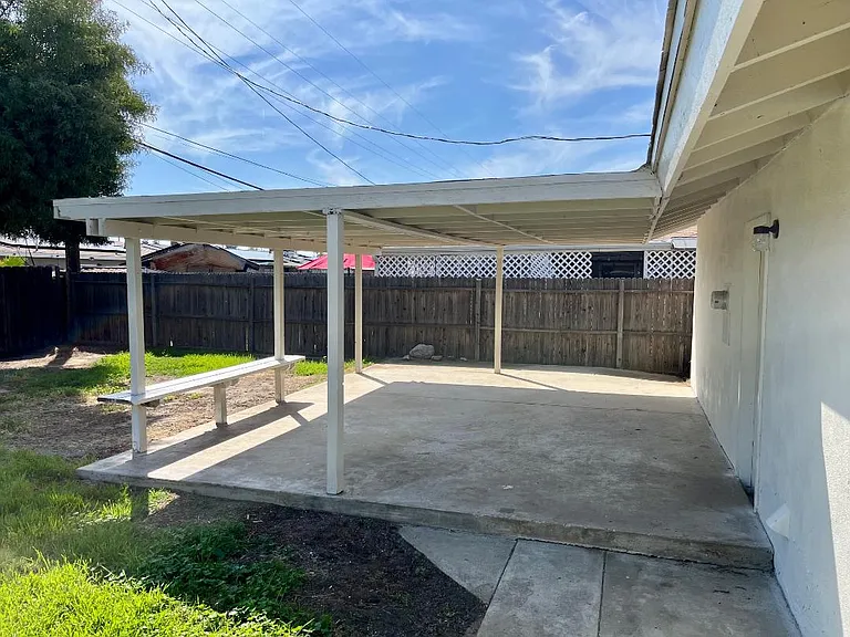 4308 Axminster St — Photo 10