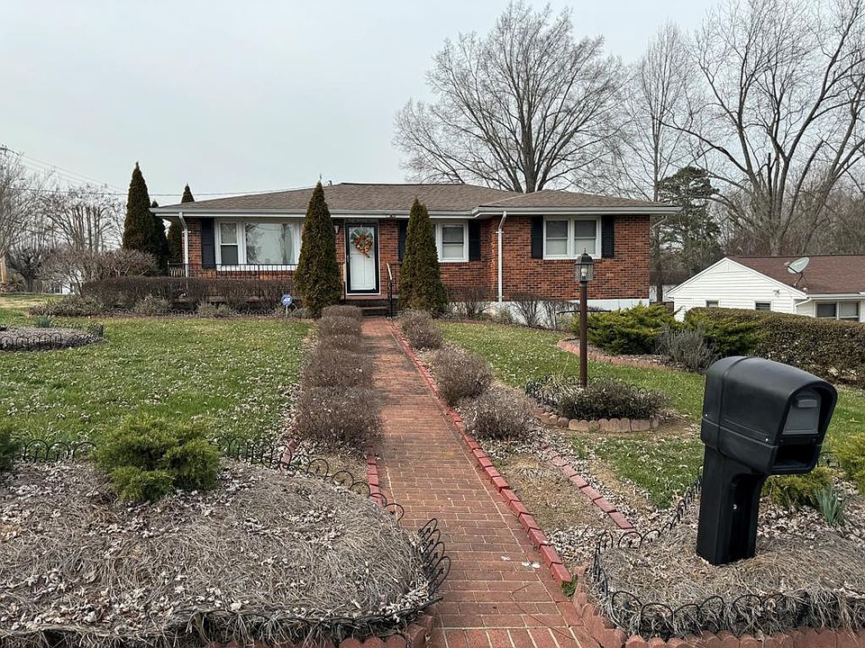 1st image of 111 Hermitage Dr