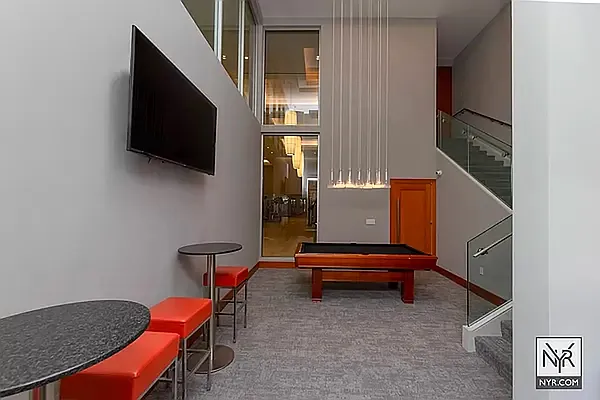 Rented by New York Residence | media 29