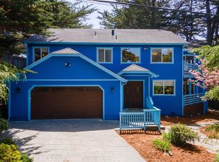 520 Miramar Dr, Half Moon Bay, CA 94019