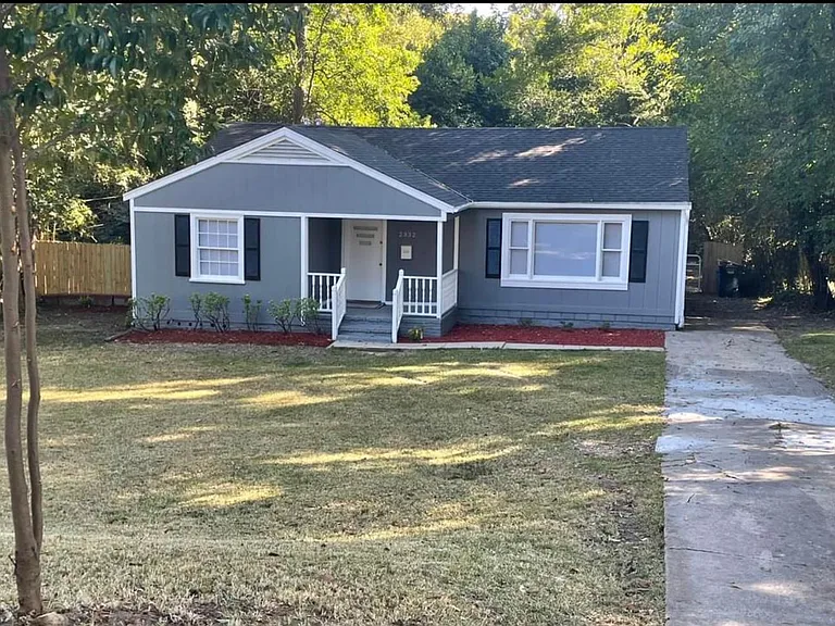 2332 Gurley Dr — Photo 6