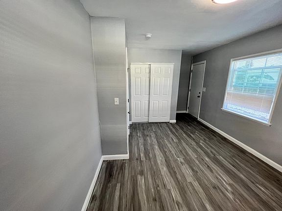 2nd image of 5309 Maywood Ave