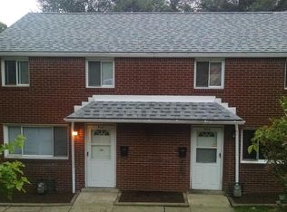 912-914 Pentland Dr, Pittsburgh, PA 15235