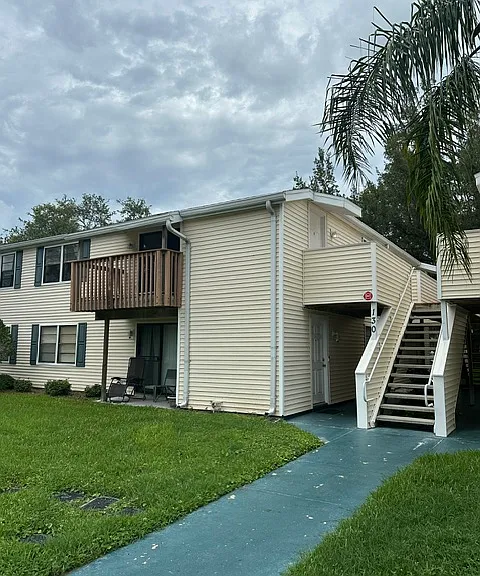 130 Sabal Ct #H — Photo 2