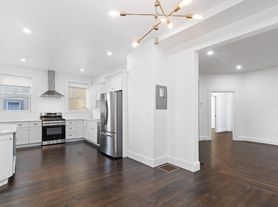8 Barnes St