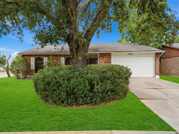 4850 Raven Ridge Dr, Houston, TX 77053
