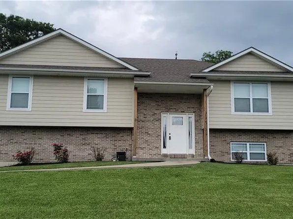 114 SW 95th Rd, Warrensburg, MO 64093