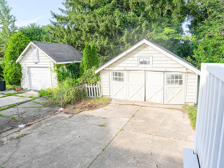 2924 Putty Hill Ave — Photo 23