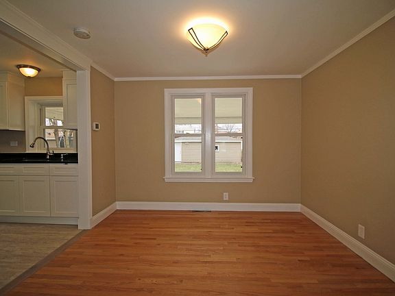 3rd image of 3606 S 57th Ave