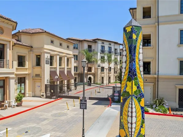 23500 Park Sorrento Unit H32, Calabasas, CA 91302