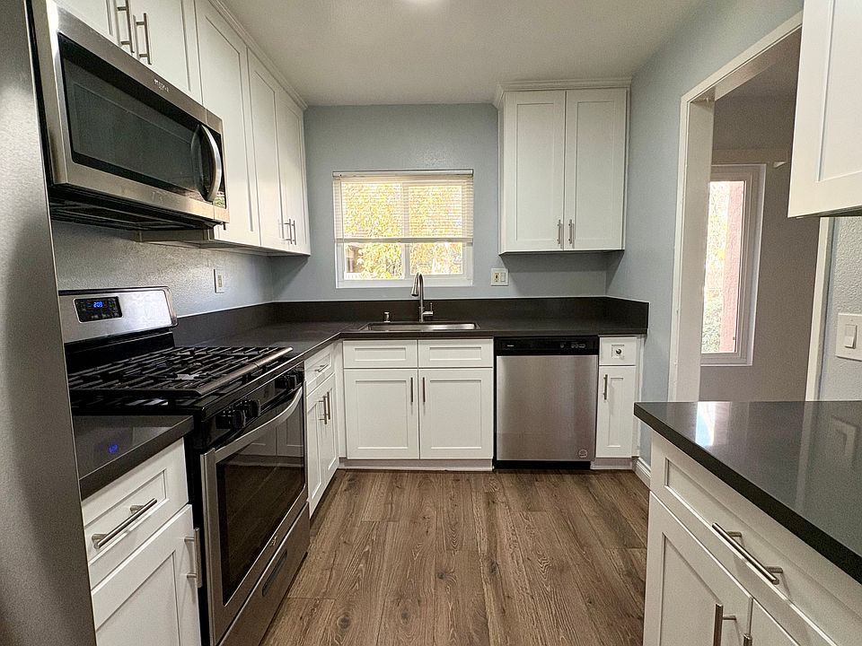 1st image of 18350 Hatteras St APT 170