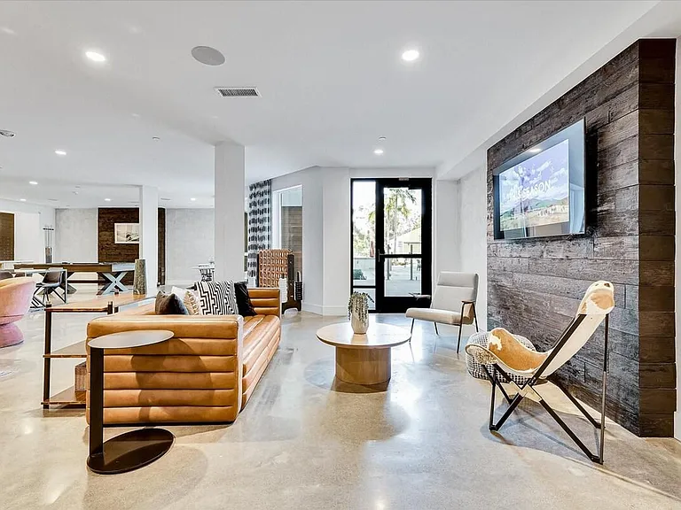 Building's Lounge