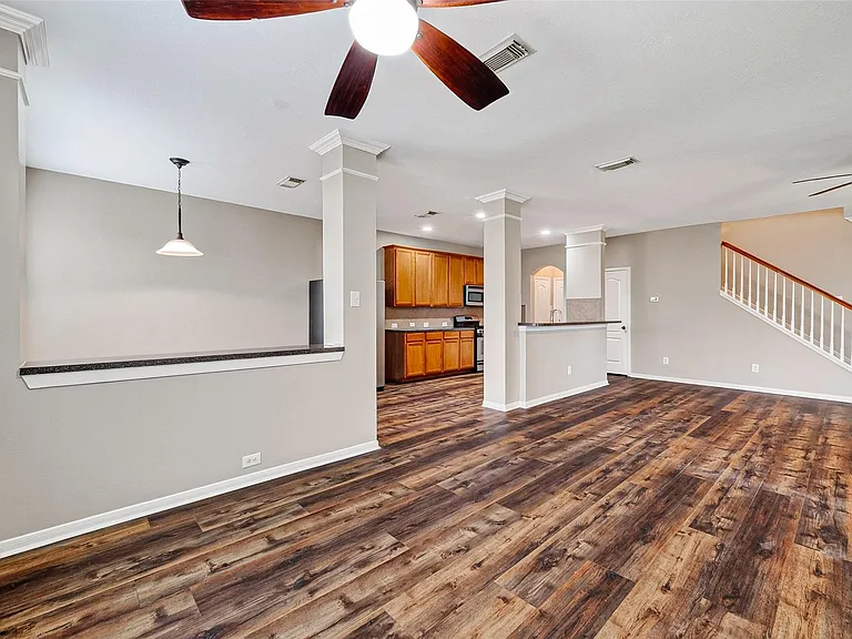 5403 Canyon Hollow Dr — Photo 13
