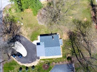 7497 Dean Rd, Indianapolis, IN 46240