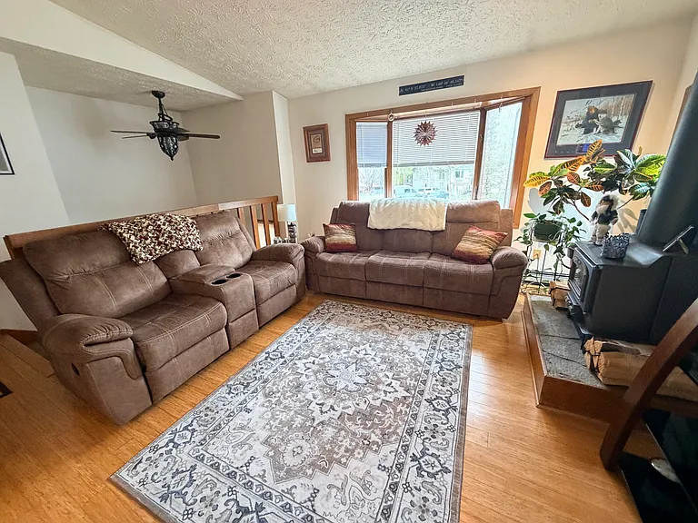 6750 Reedyke Cir — Photo 17