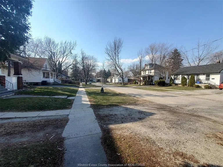 679 Piche St #U1 — Photo 16