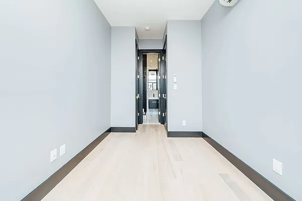 Rented by Nooklyn NYC LLC | media 21