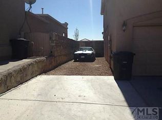 12100 Stansbury Dr, Socorro, TX 79928