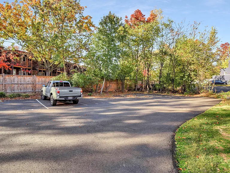 8 Sunset Dr #1 — Photo 26
