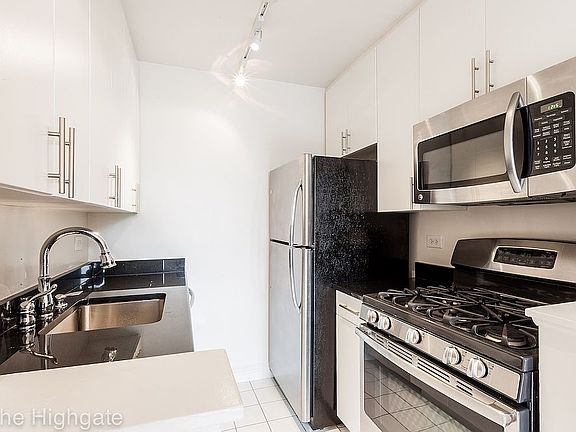 4th image of 182 E 95th St APT 7A