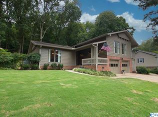 1408 Wind River Dr SE, Huntsville, AL 35802