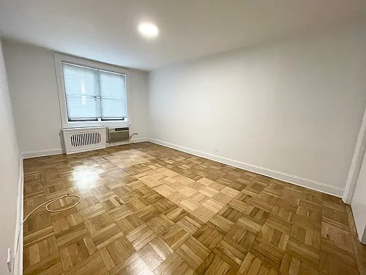 Rented by Oxford Property Group | media 31