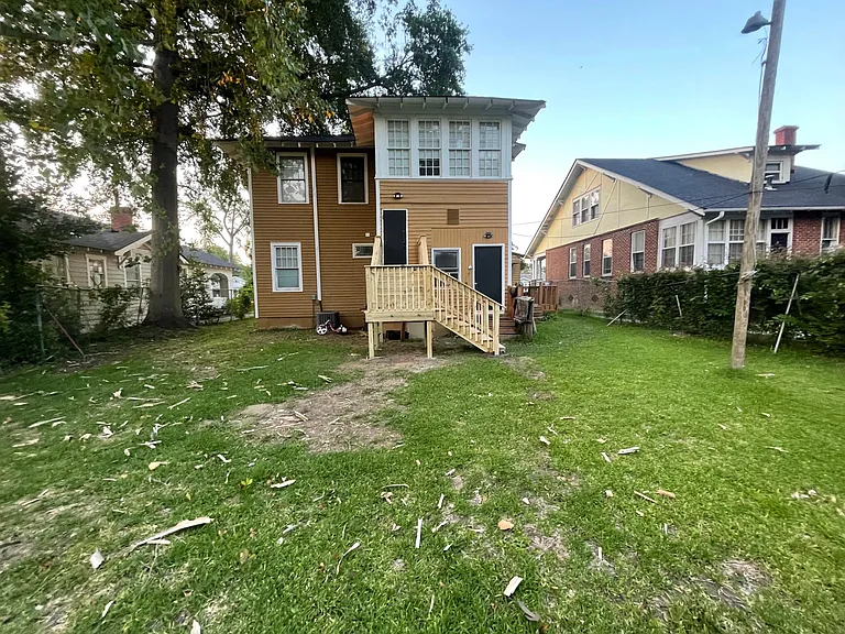 226 Broad St #A — Photo 7