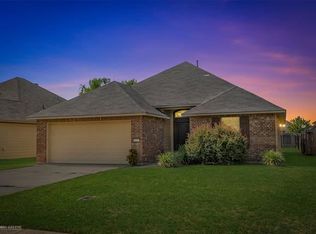 3824 Pickering Pass Dr, Bossier City, LA 71111