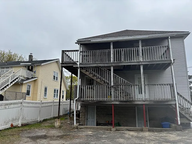 21 N Warren St #2 — Photo 8