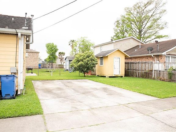 4th image of 4640 Pauger St