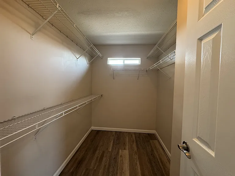 3545 Brentwood Pl — Photo 7