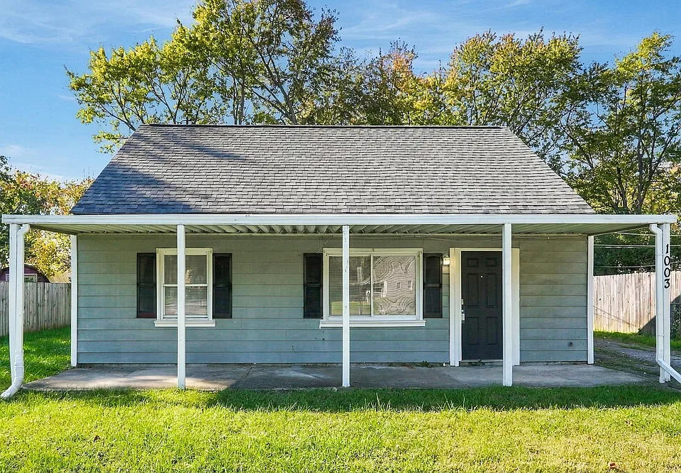 1003 Bucknell Rd