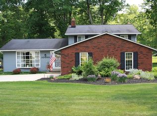 10059 Hickory Ridge Dr, Brecksville, OH 44141