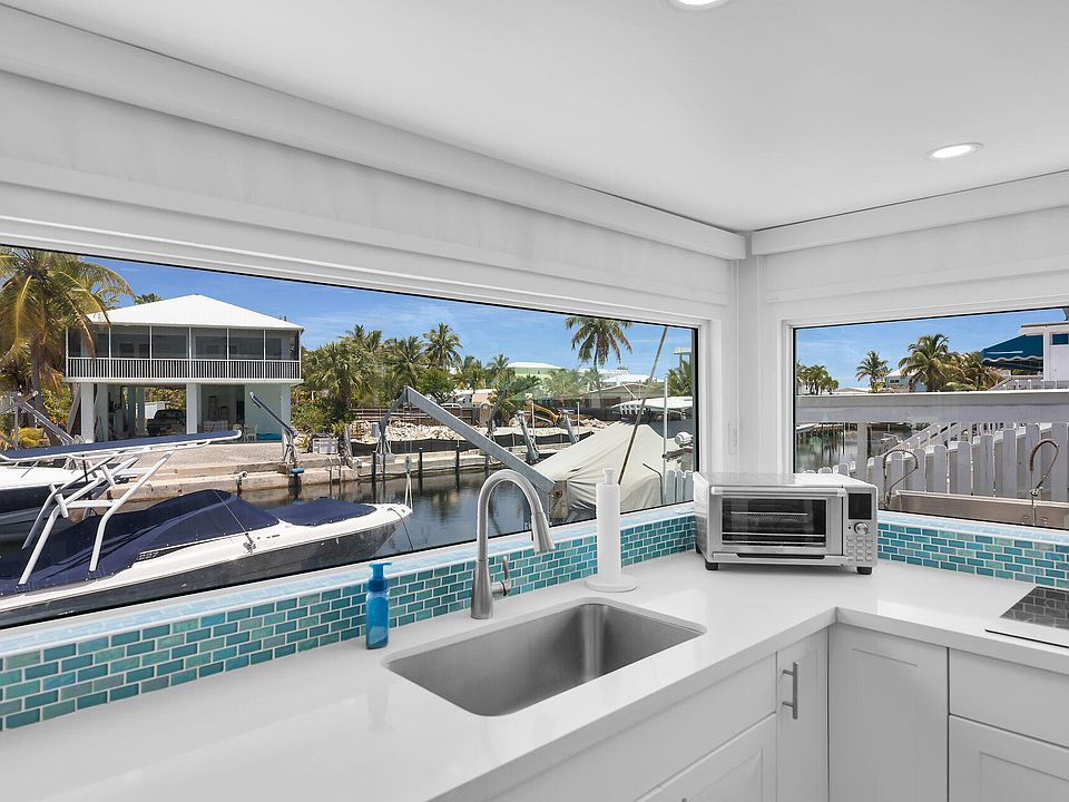 1st image of 1503 Aqueduct Ln