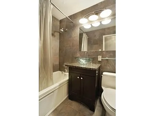 Sold by Citi Habitats | media 37