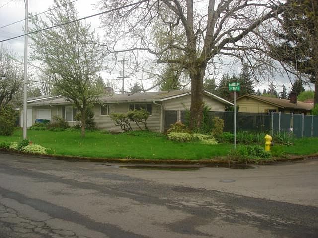 2nd image of 9501 SE Boulder Ave