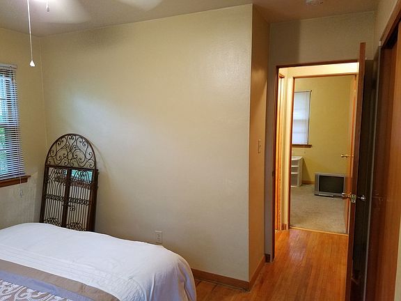 3rd image of 2109 Franklin St #2111