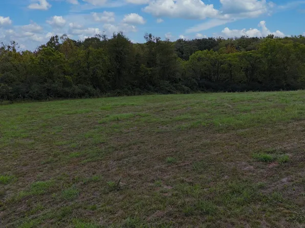 2403 Steve Dr, Columbia, TN 38401