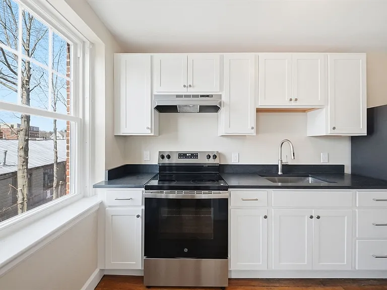 41 Richardson Ave #2 — Photo 3