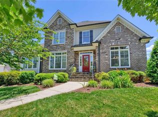 817 Osprey Ridge Rd, Winston Salem, NC 27106
