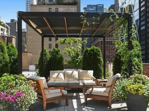 333 West 57th Street image 14 of 14