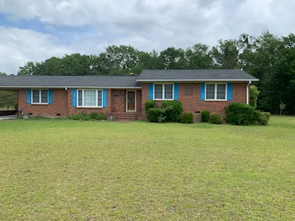 8105 Black River Rd, Rembert, SC 29128