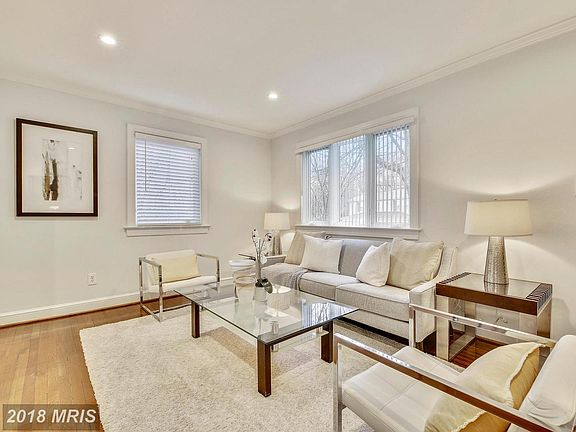 3rd image of 4218 Colchester Dr