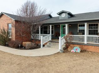 710 N Vernon Ave, Hinton, OK 73047