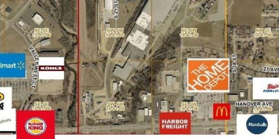 2nd image of 1522 Lincoln Way