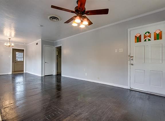 3rd image of 3059 Leahy Dr