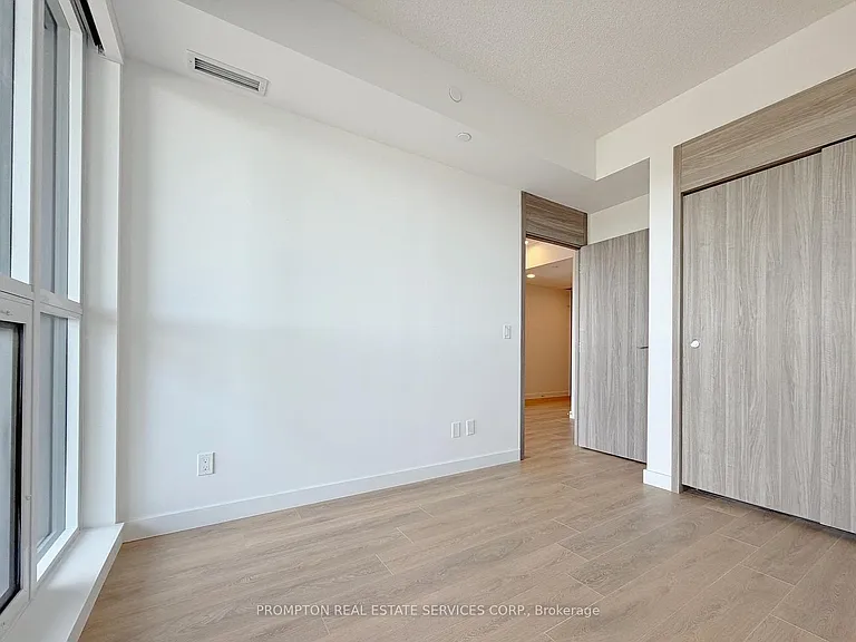 68 Esther Shiner Blvd #909 — Photo 9